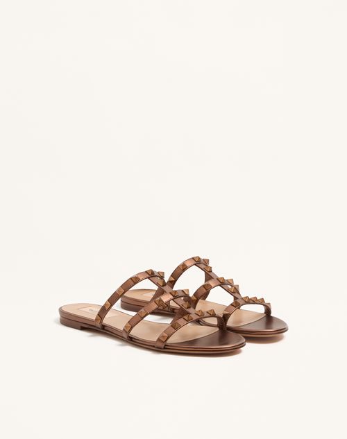 Valentino Garavani - Rockstud Flat Metallic Nappa Slide Sandal - Bronze - Woman - Sandals